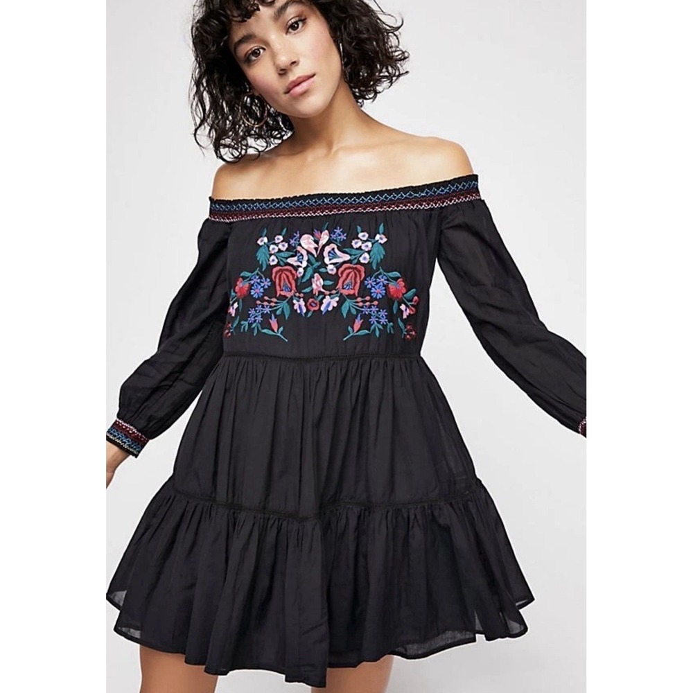 NEW $148 FREE PEOPLE SUNBEAMS EMBROIDERED MINI DRESS, BLACK, SIZE X SMALL